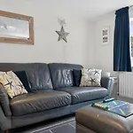2 Bed In Oc-w793 *