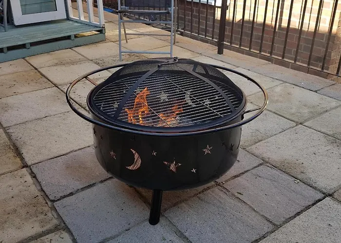 2 Bed In Oc-w793 * Whitby